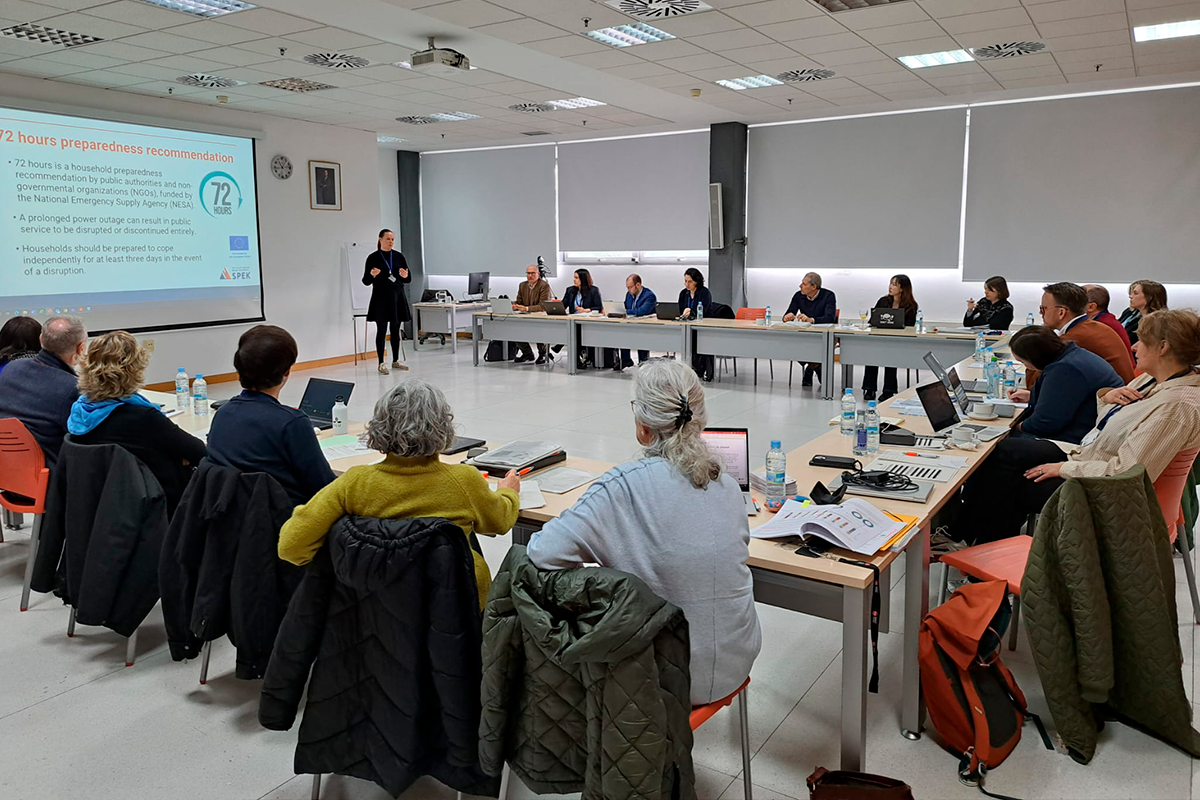 Asistentes al taller durante una de las sesiones