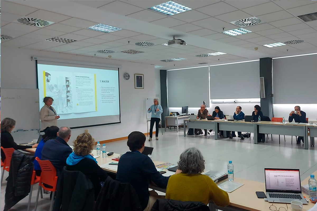 Asistentes al taller durante una de las sesiones