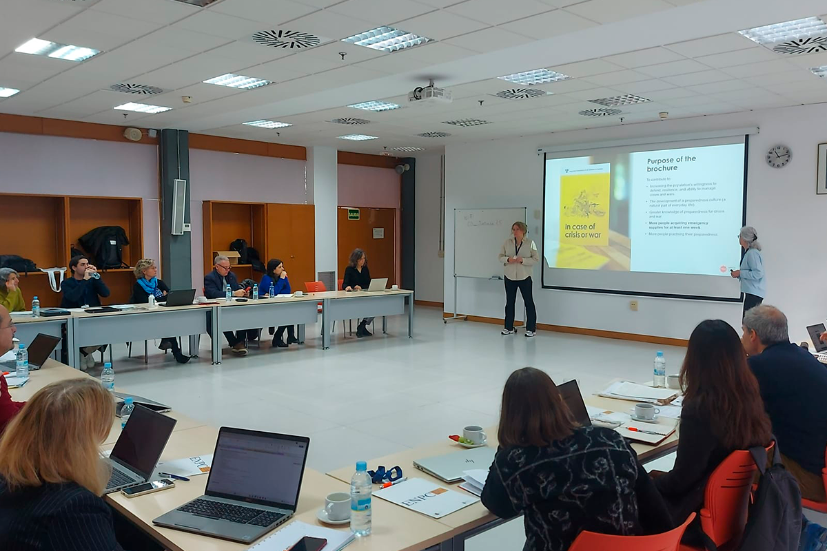 Asistentes al taller durante una de las sesiones