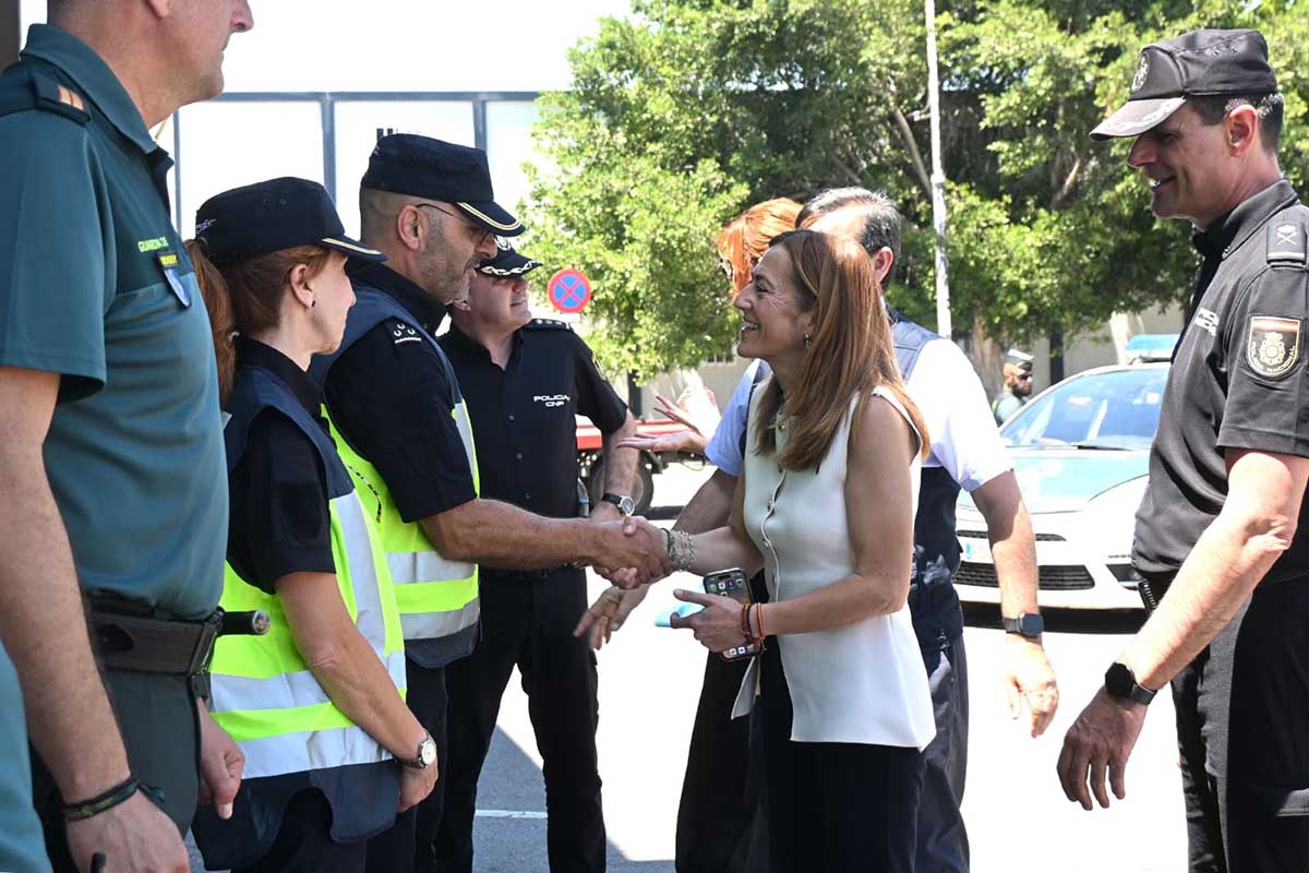 Saludo de Virginia Barcones a integrantes del dispositivo de la Operación.